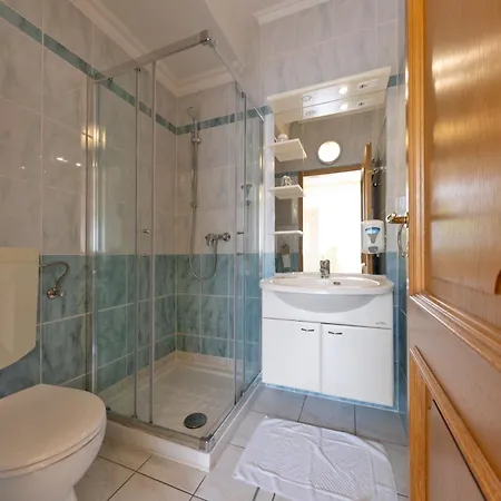 Maison d'hôtes Gostisce Pri Dveh Petelinih 3*