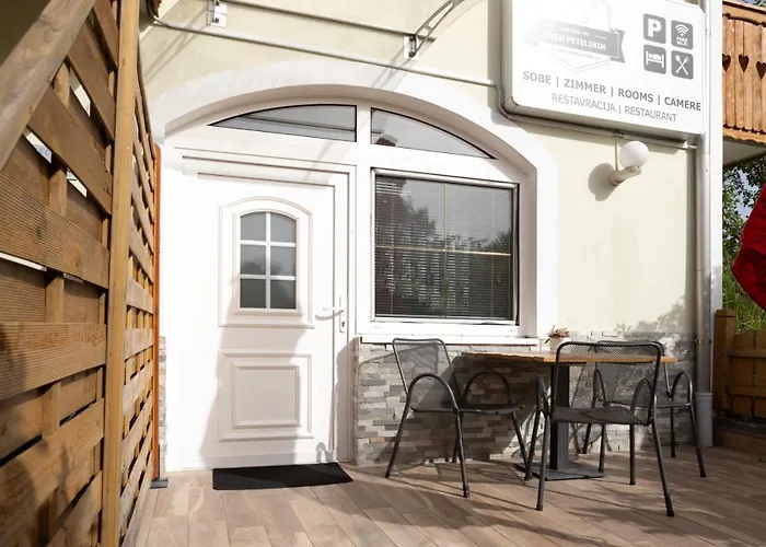 Gostisce Pri Dveh Petelinih Πανσιόν 3*