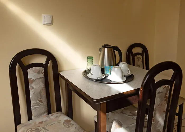 Πανσιόν Gostisce Pri Dveh Petelinih Μπλεντ